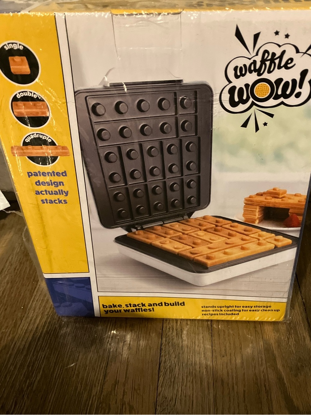 Waffle Wow! Stackable Waffle Maker with 2 plates -NEW